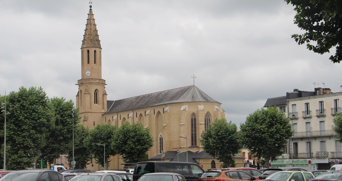 Tarbes, église Sainte-Thérèse, restauration des façades