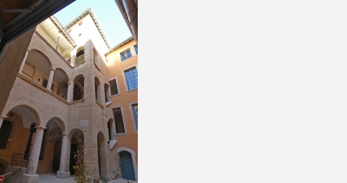 Romans-sur-Isère Hôtel de Loulle