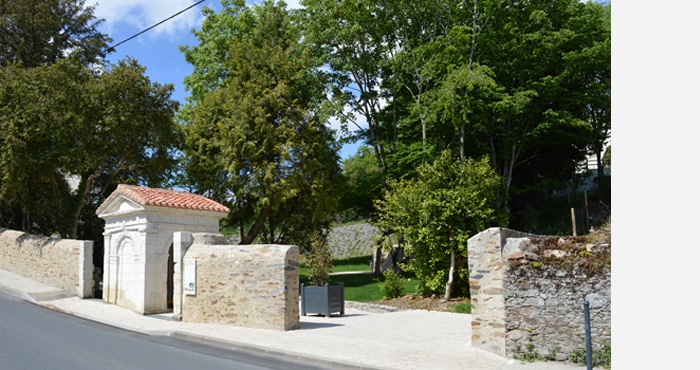 2014/2016 MAUVES/LOIRE - Mission complète : fontaine XVII°s. (Indépendante)